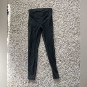 Heather grey lululemon wunder train tight leggings with pockets, mid rise,